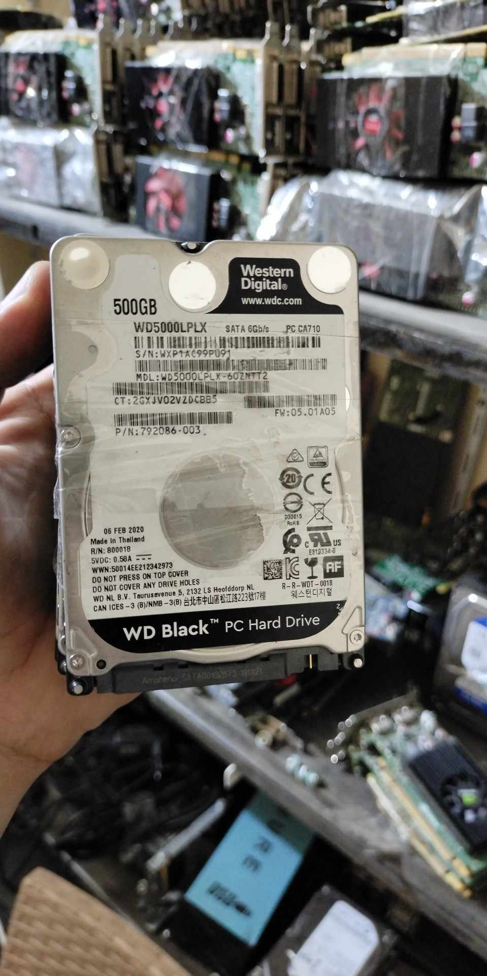 750183258.jpg